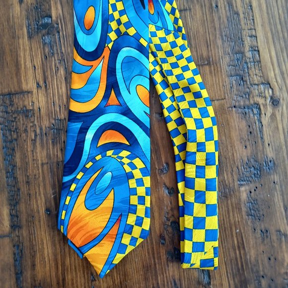 Rush Limbaugh No Boundaries Tie - Picture 2 of 5